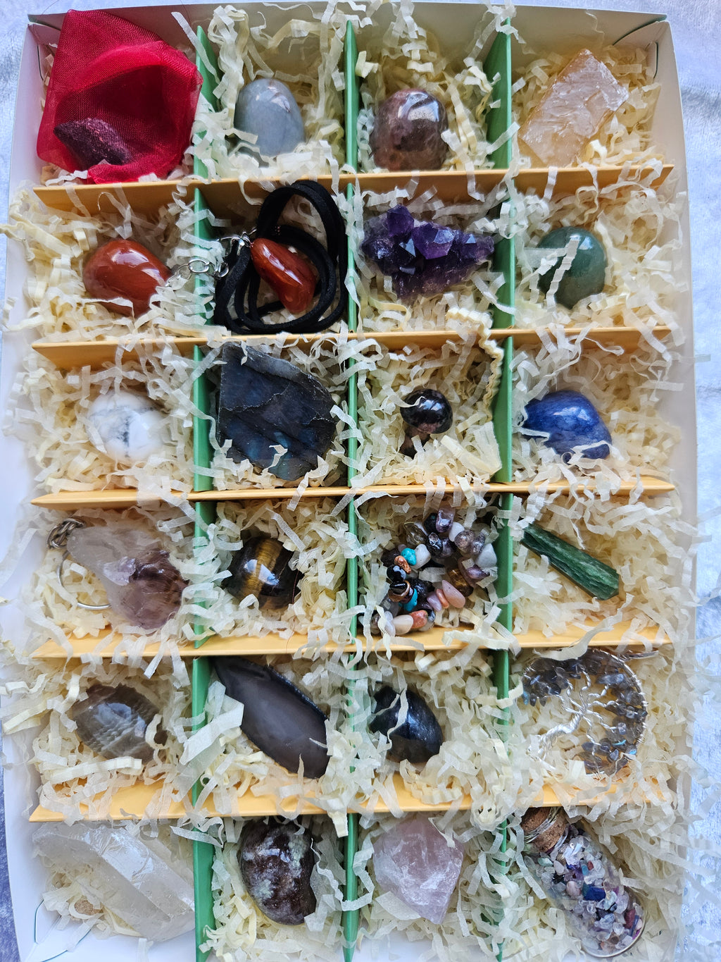 24 Day Crystal Advent Calendar | Handpicked Crystals & Gemstone Gifts