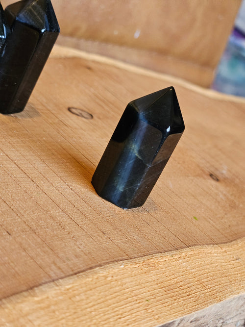 Blue Tigers Eye Standing Point