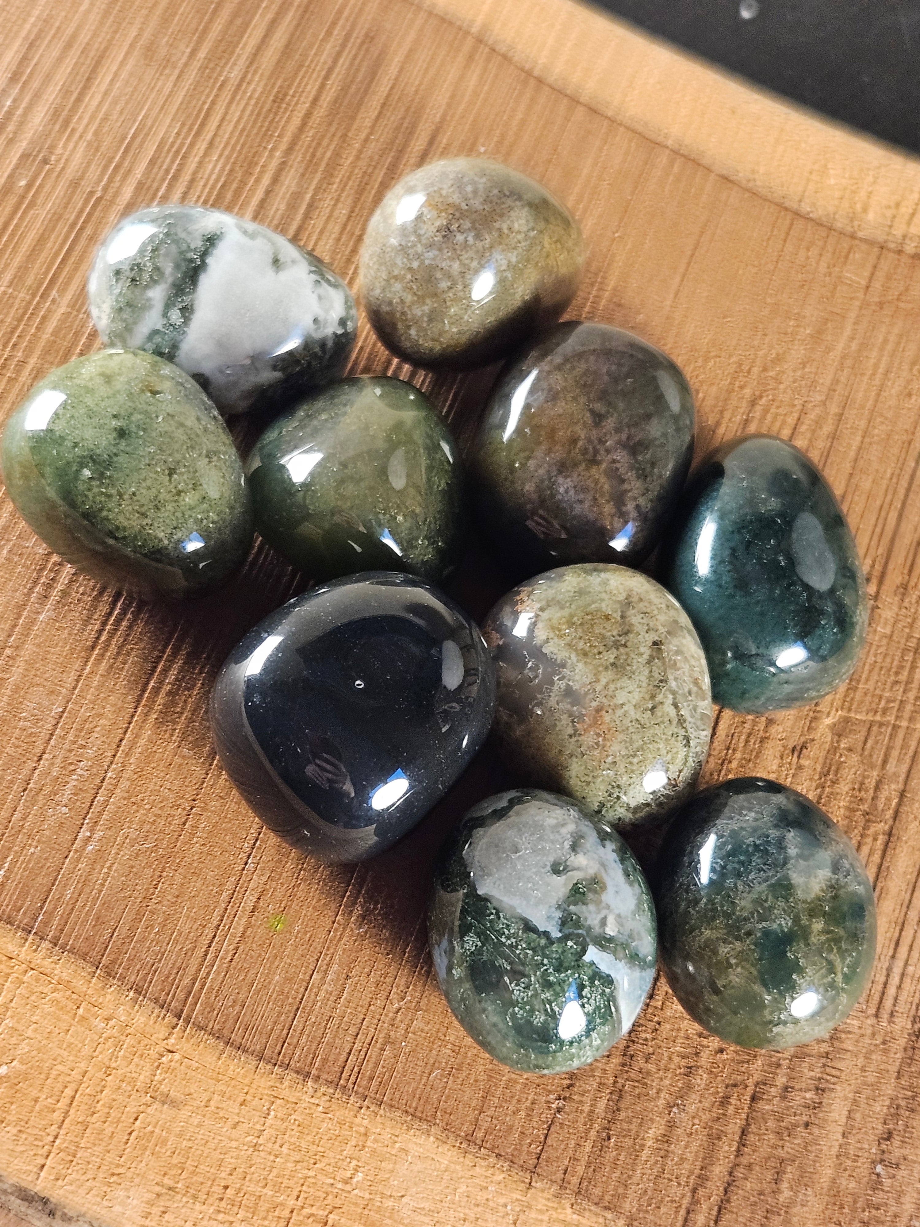 Moss Agate tumble stones